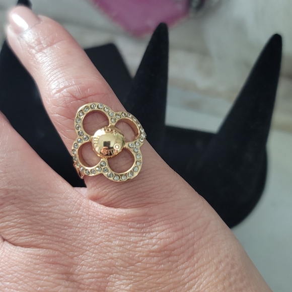 Louis Vuitton Strass Encrusted Flower Power Ring S - Picture 8 of 9
